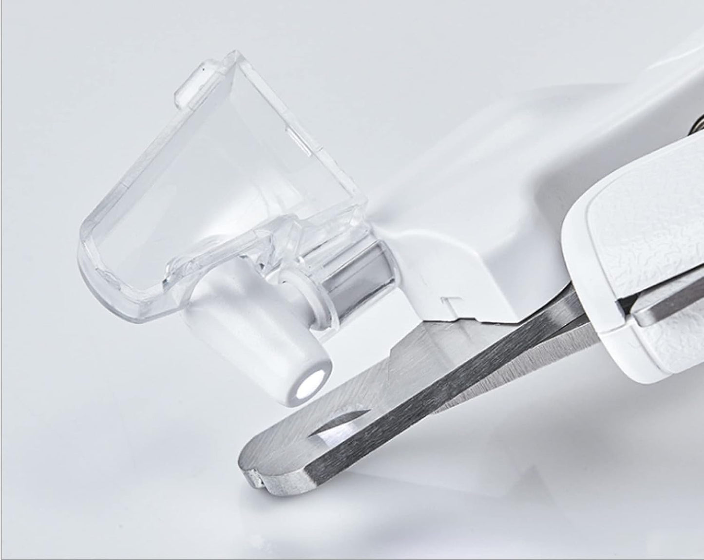 Safetrim™ LED Nail Clippers for dogs and cats